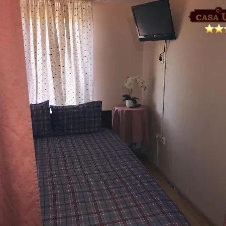 Casa Uno Πανσιόν *